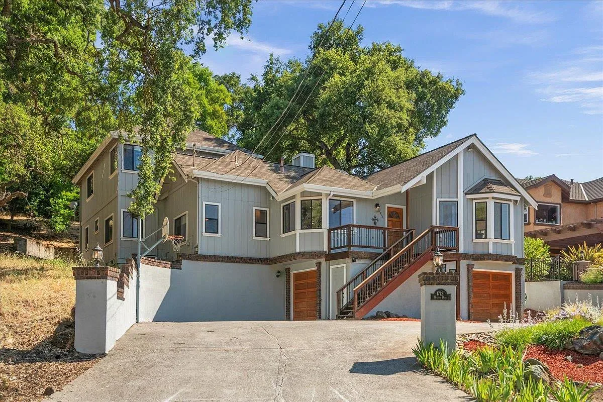 17121 Holiday Dr, Morgan Hill